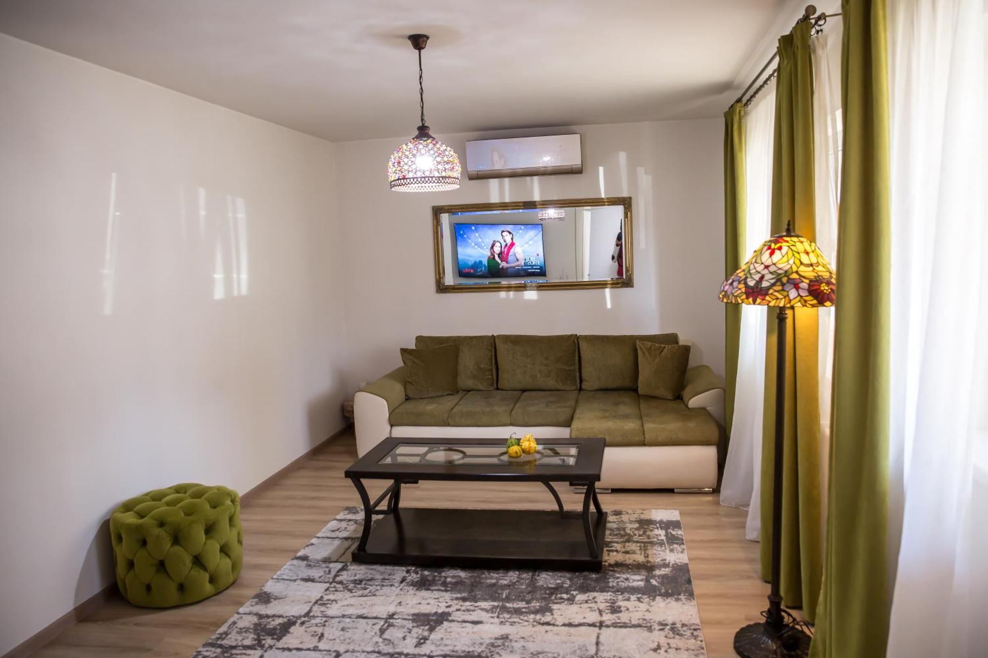 Jsn House - Private Parking & Premium Services Bukarest Exteriör bild