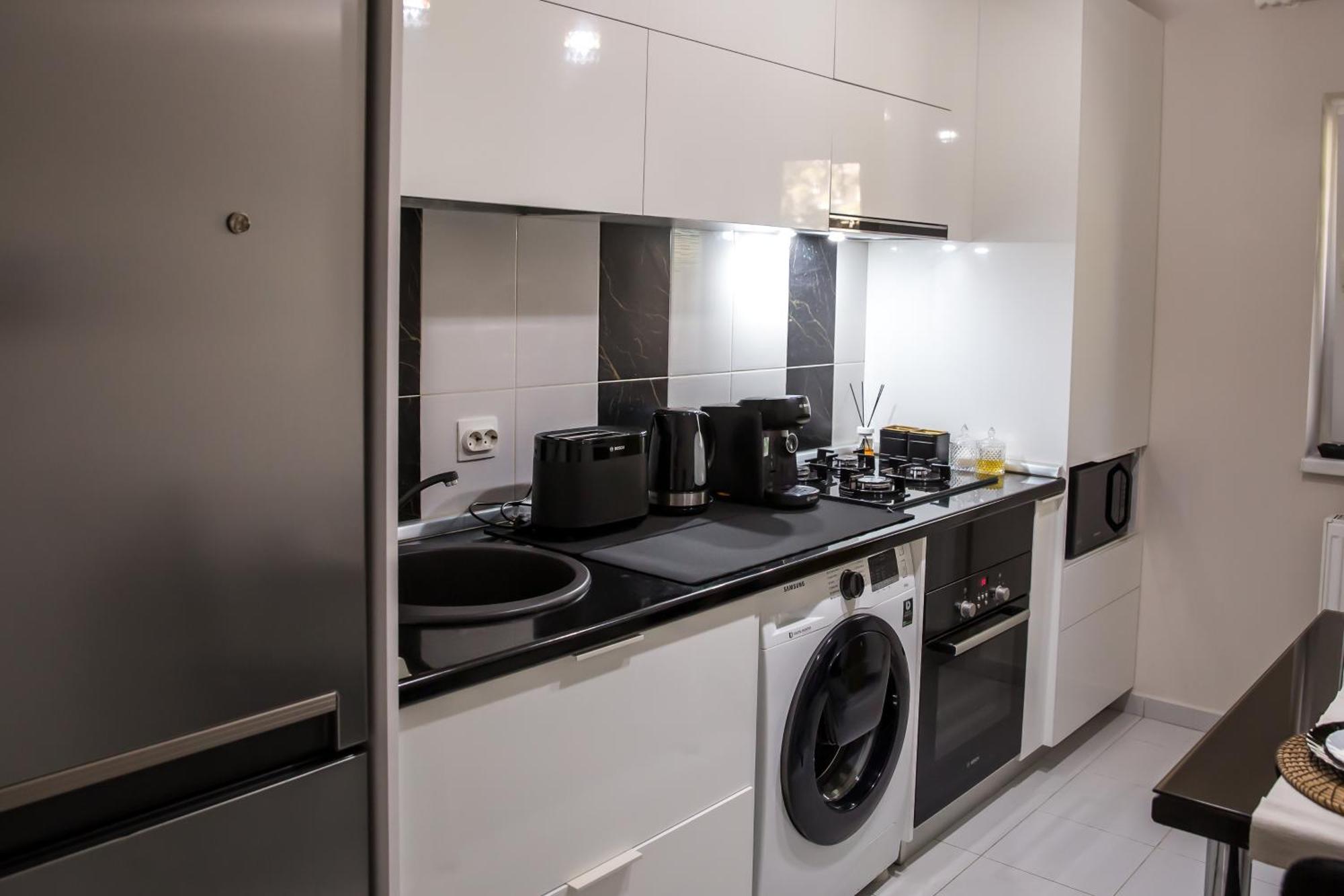 Jsn House - Private Parking & Premium Services Bukarest Exteriör bild